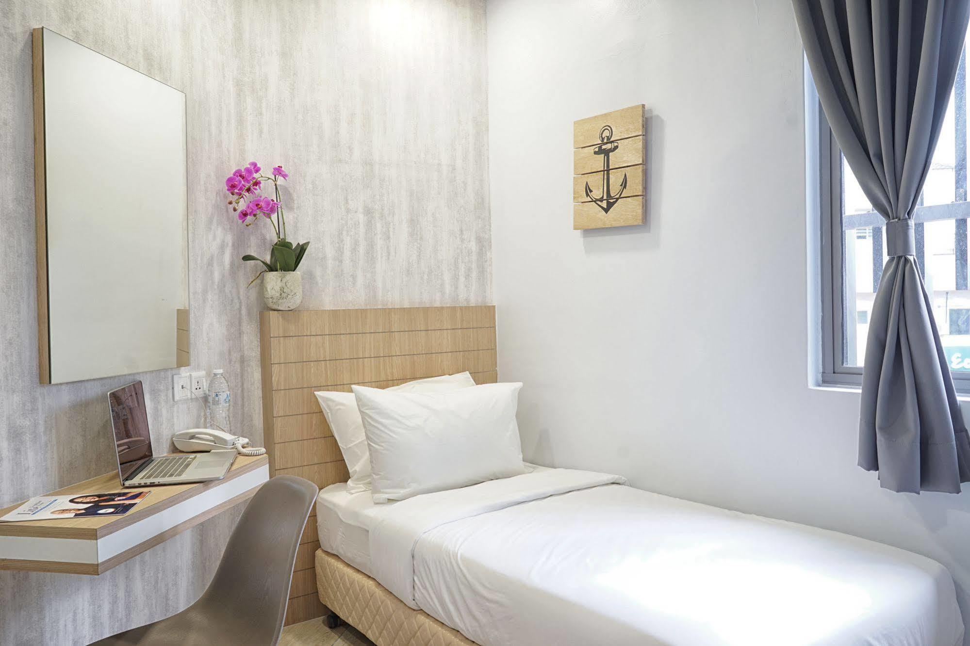 Lighthouse Hotel & Shortstay @ Damansara Uptown Petaling Jaya Exterior foto
